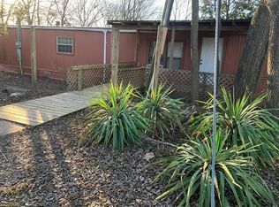 921 Bois D Arc St, Commerce, TX 75428