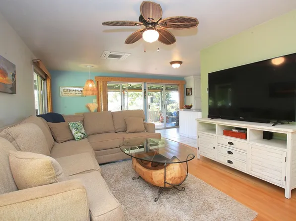 2750 Kalapu Dr APT 28, Lahaina, HI 96761