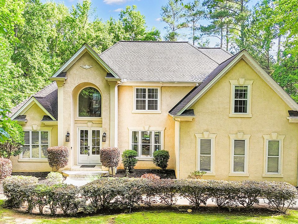 1st image of 551 Lees Mill Rd