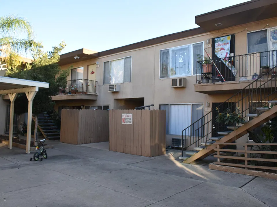 1016 Peach Ave