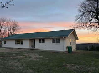 10424 East Business 60, Mountain Grove, MO 65711