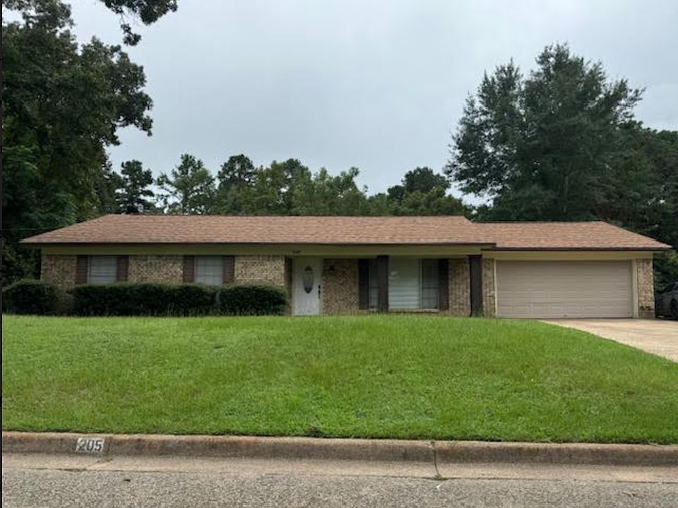 1st image of 205 Linden Dr