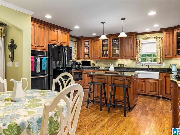 4th image of 3433 Coody Rd