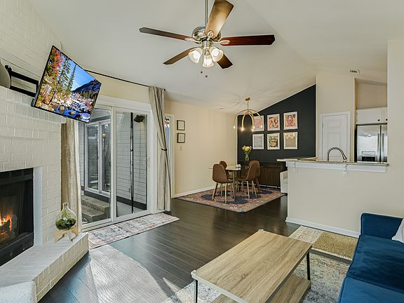 3rd image of 2605 Garrettson Dr #A