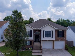6305 Labor Ln, Louisville, KY 40291