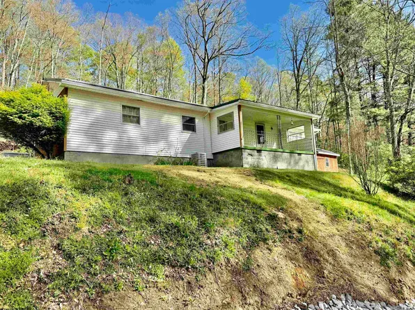 108 Toothman Run Rd, Rivesville, WV 26588