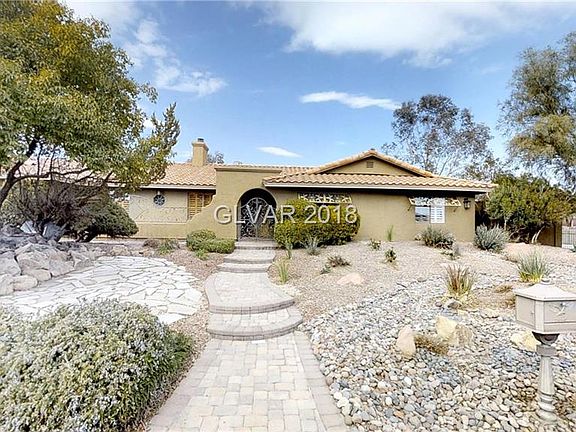 2nd image of 5745 N Bonita Vista St