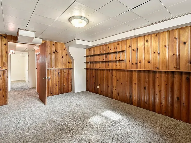 1708 S Sherman St — Photo 16