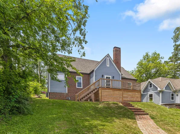 113 Woodlawn Dr, Chattanooga, TN 37411