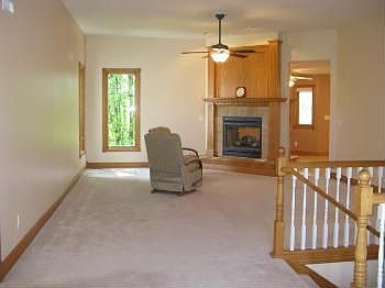 2nd image of 2542 Dundee Ln