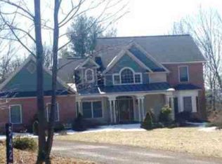 542 Quail Ridge Ln, Stroudsburg, PA 18360