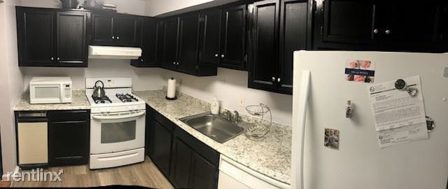 2nd image of 780 Quince Orchard Blvd