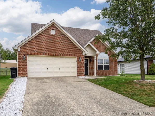 7505 Blue Sky Drive, Sellersburg, IN 47172