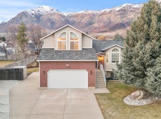1016 E 2600 N, North Ogden, UT 84414