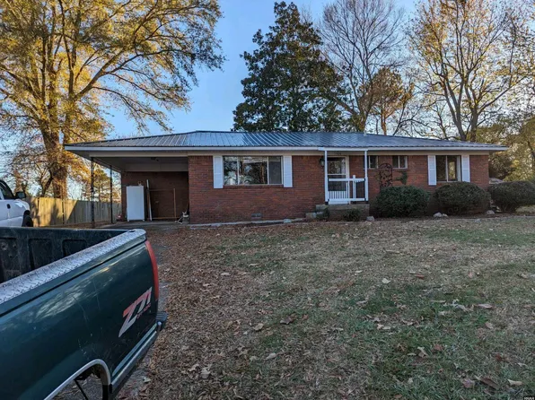 1308 W Palestine Ave, Obion, TN 38240