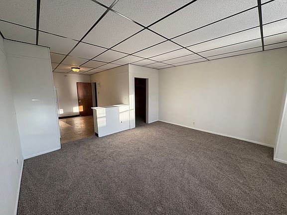 4th image of 1519 S 9th St Floor 3
