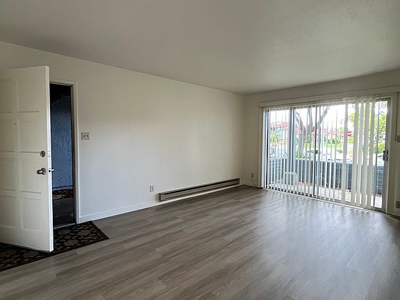 5th image of 835 Bing Dr APT 1