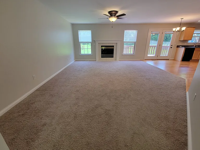 421 Forest Hill Dr — Photo 10
