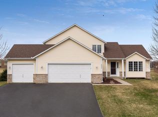 6654 Wildflower Dr S, Cottage Grove, MN 55016