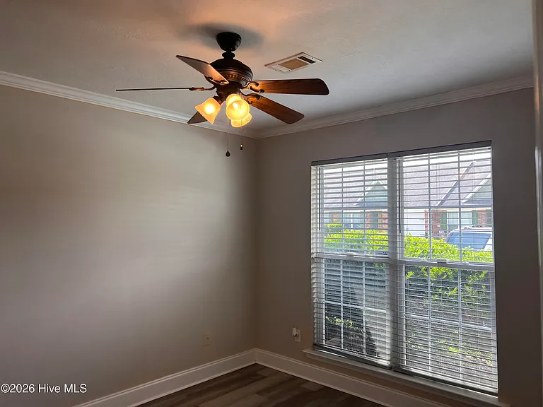 846 Bryan Cir — Photo 4