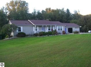 7900 W Adams Rd, Elwell, MI 48832