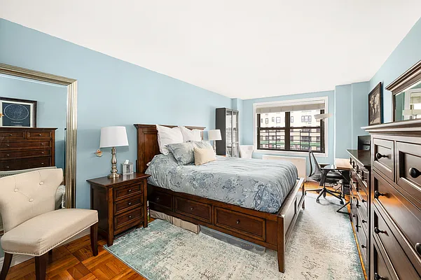 Sold by Compass | media 4