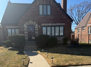 8034 S Clyde Ave, Chicago, IL 60617