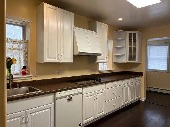 (undisclosed Address)