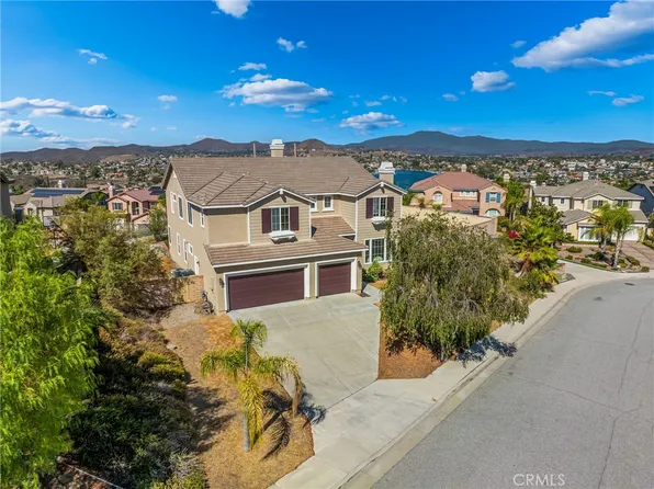 21 Via Palmieki Ct, Lake Elsinore, CA 92532