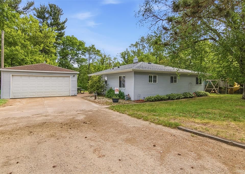 1st image of 3206 Rosewood Lane