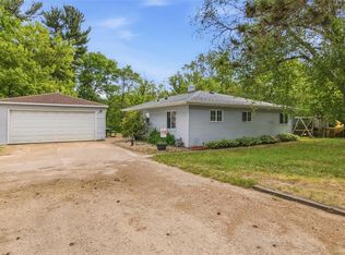3206 Rosewood Lane, Eau Claire, WI 54703