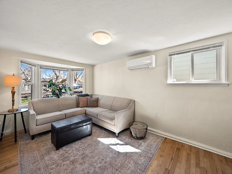 4345L S Washington St — Photo 16