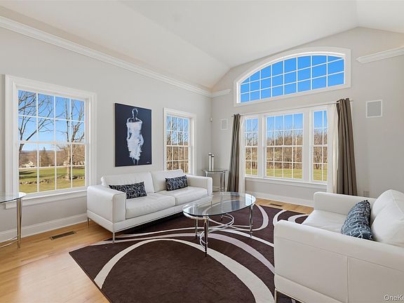 5th image of 12 Feagles Road