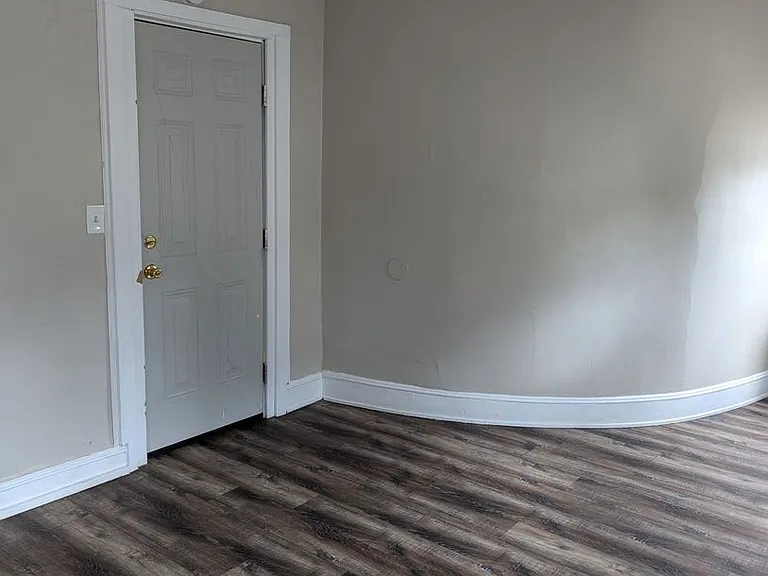 1229 Peck St — Photo 7