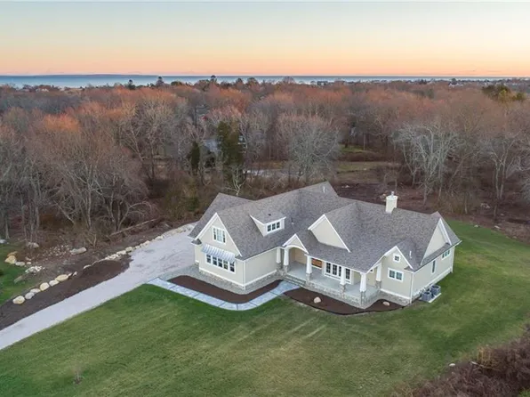 80 Paradise Ln, Charlestown, RI 02813