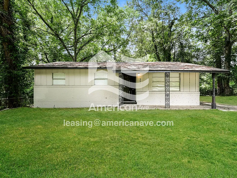 881 Wright Dr