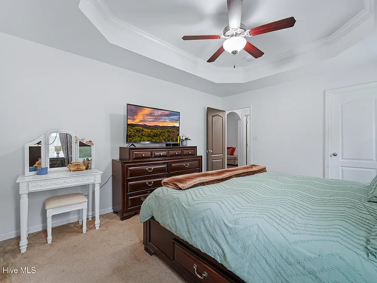 765 Radiant Dr — Photo 13