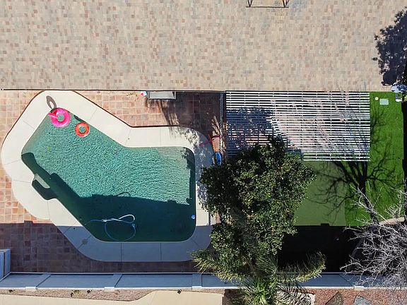 2nd image of 3619 W ELGIN Street