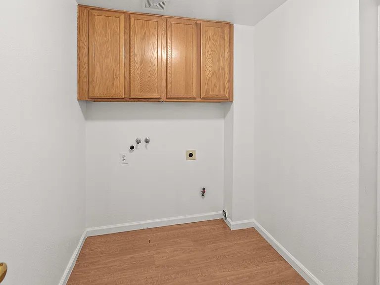 6125 Lambeck Ln — Photo 48