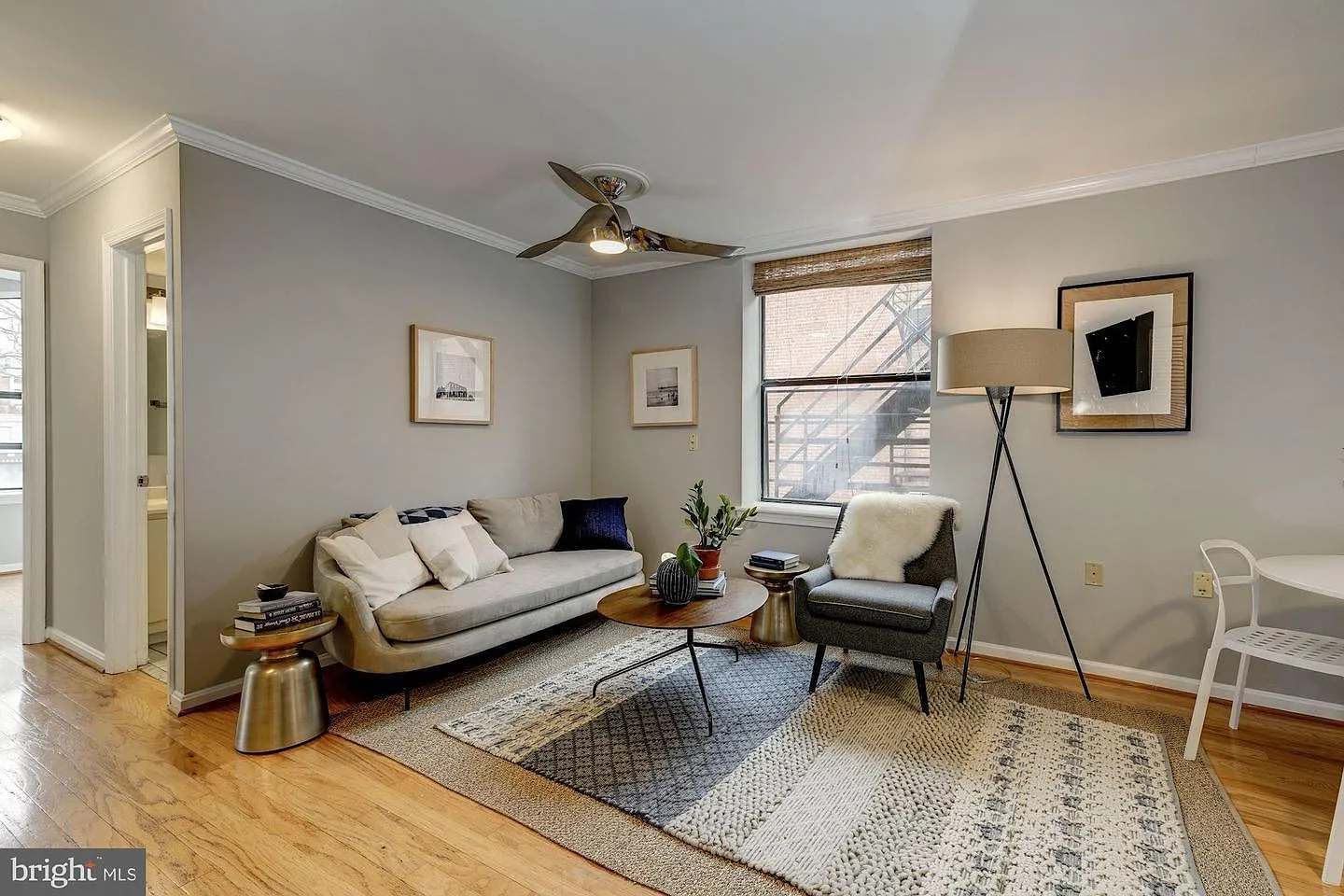 1438 Meridian Pl NW — Photo 2