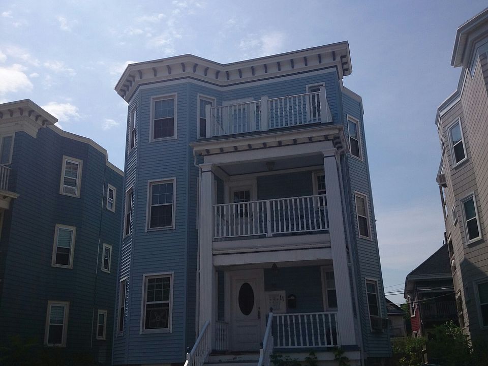 2nd image of 11 Saint Marks Rd #3