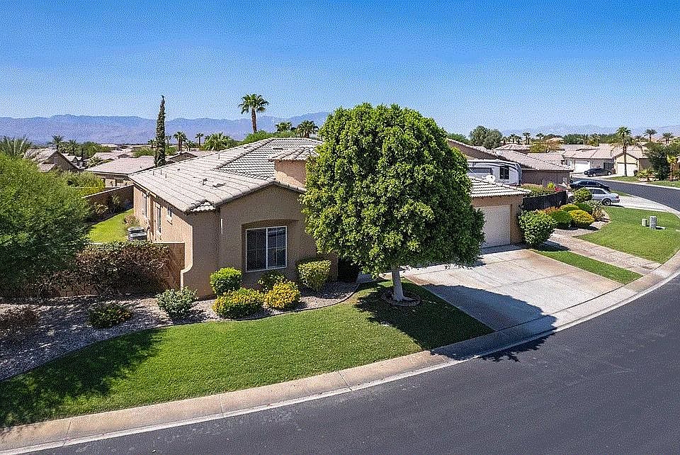 1st image of 40651 Carmel Mountain Dr