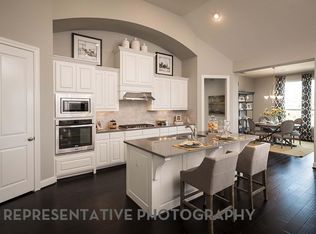 1404 Hydrangea Ct, Aubrey, TX 76227