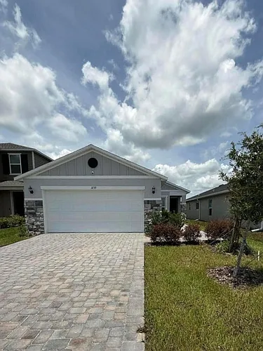 3739 Grappler Cir SE Photo 1