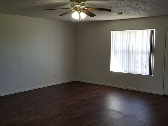 3rd image of 4311 Janelle Dr