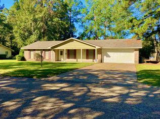 6017 Whitestone Rd, Jackson, MS 39206