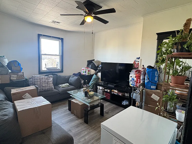 40 E 15th St #3F — Photo 3
