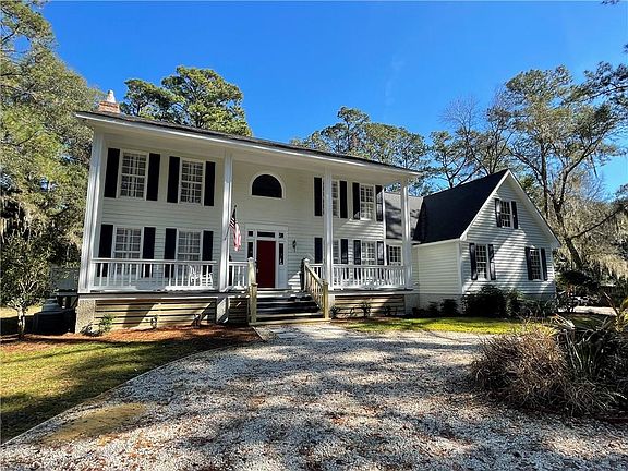2nd image of 122 Butler Lake Dr