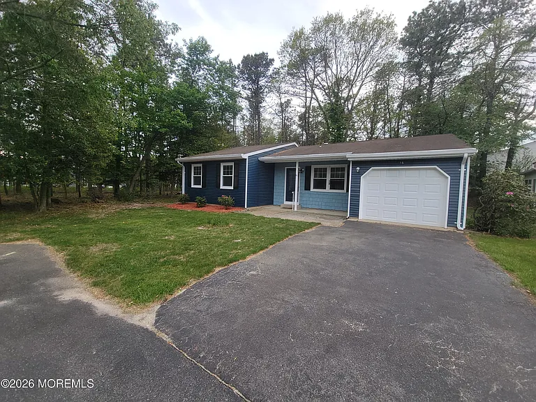 16 Chelsea Dr — Photo 44