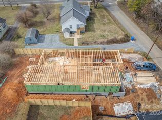 439 Turnpike Rd, Brevard, NC 28712